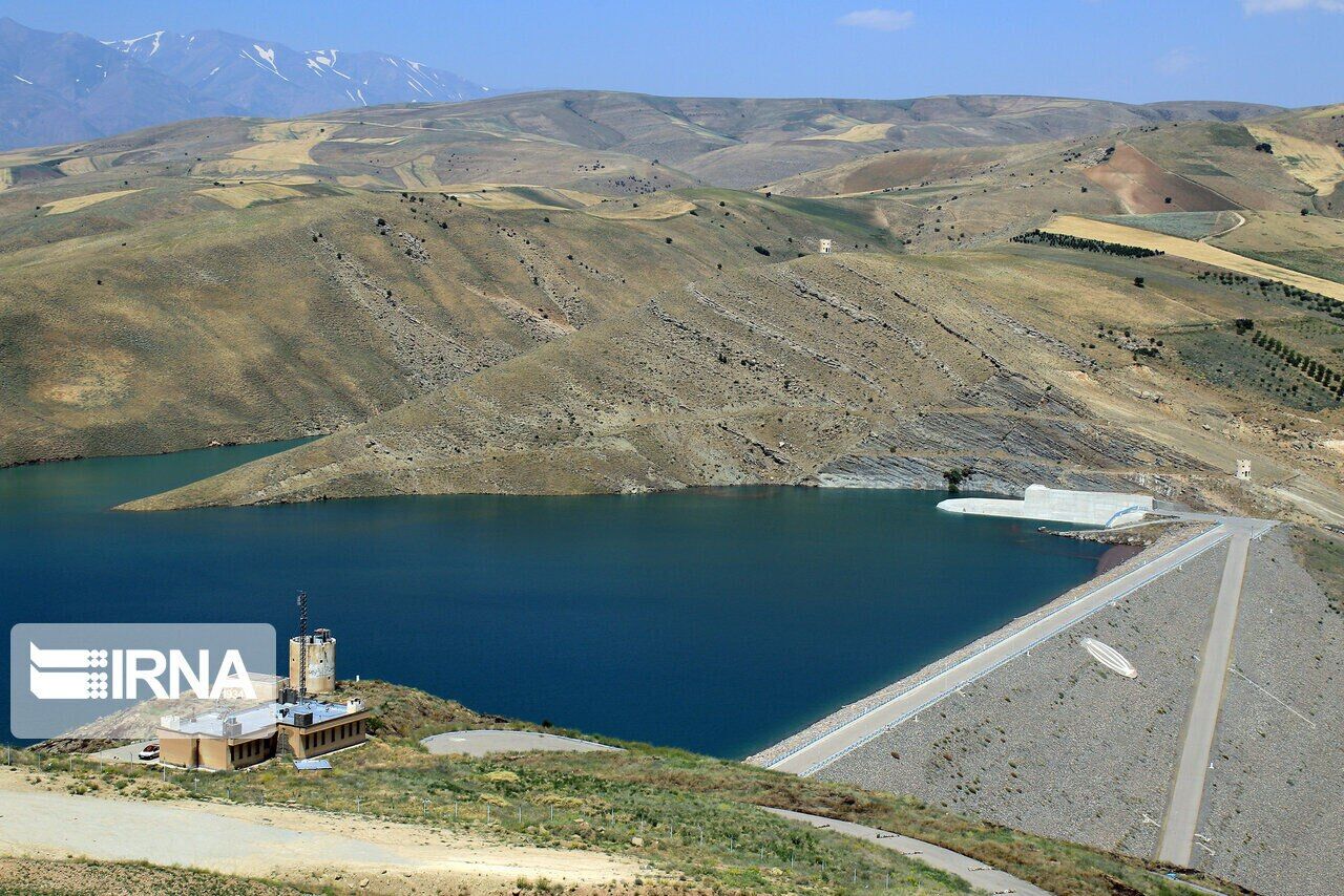 Urmiya gölü hövzəsinin bəndlərində bir milyard 70 milyon kubmetr su var