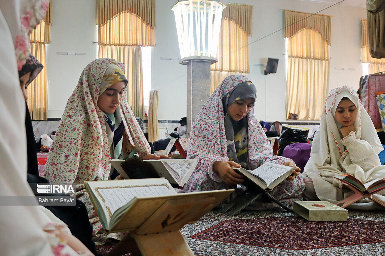 ۷۷ کانون تخصصی خواهران در مساجد آذربایجان‌شرقی فعال است