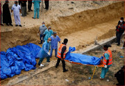 کشف ۸۰ جسد از ۳ گور جمعی دیگر در مجتمع پزشکی «الشفا» غزه