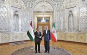 مشاورات بين إيران وطاجيكستان حول تعزيز العلاقات الثنائية