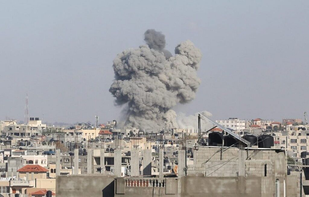 مناطق مختلف نوار غزه زیر حملات ارتش اسرائیل/ دهها نفر شهید و زخمی شدند