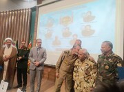 نشان فداکاری فرمانده کل‌قوا به خانواده‌های شهدا و جانبازان ارتش در مشهد اهدا شد+فیلم