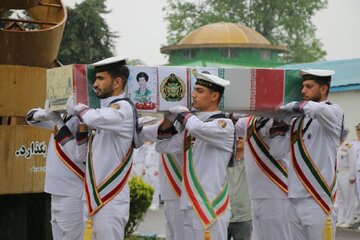 فیلم /مراسم وداع با پیکر شهید "حجت کاروان واجاری"