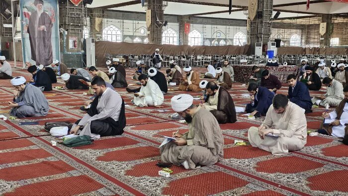 توسعه حوزههای علمیه استان مرکزی به عنوان کانون تعالی فرهنگی جامعه