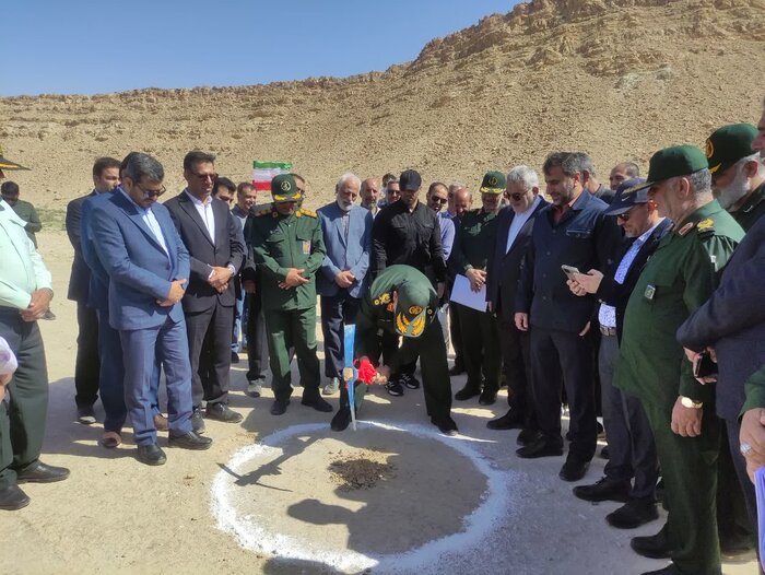 فرمانده نیروی دریایی سپاه: در مقابل دشمن هیچگاه کم نمی‌آوریم