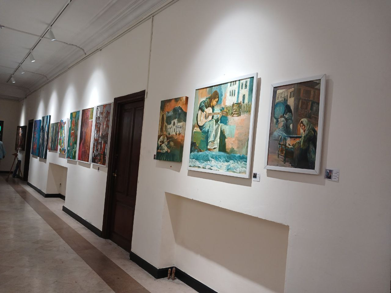 افتتاح نمایشگاه نقاشی با محوریت بناهای تاریخی/ثبت جهانی روستای ماسوله تا پایان سال