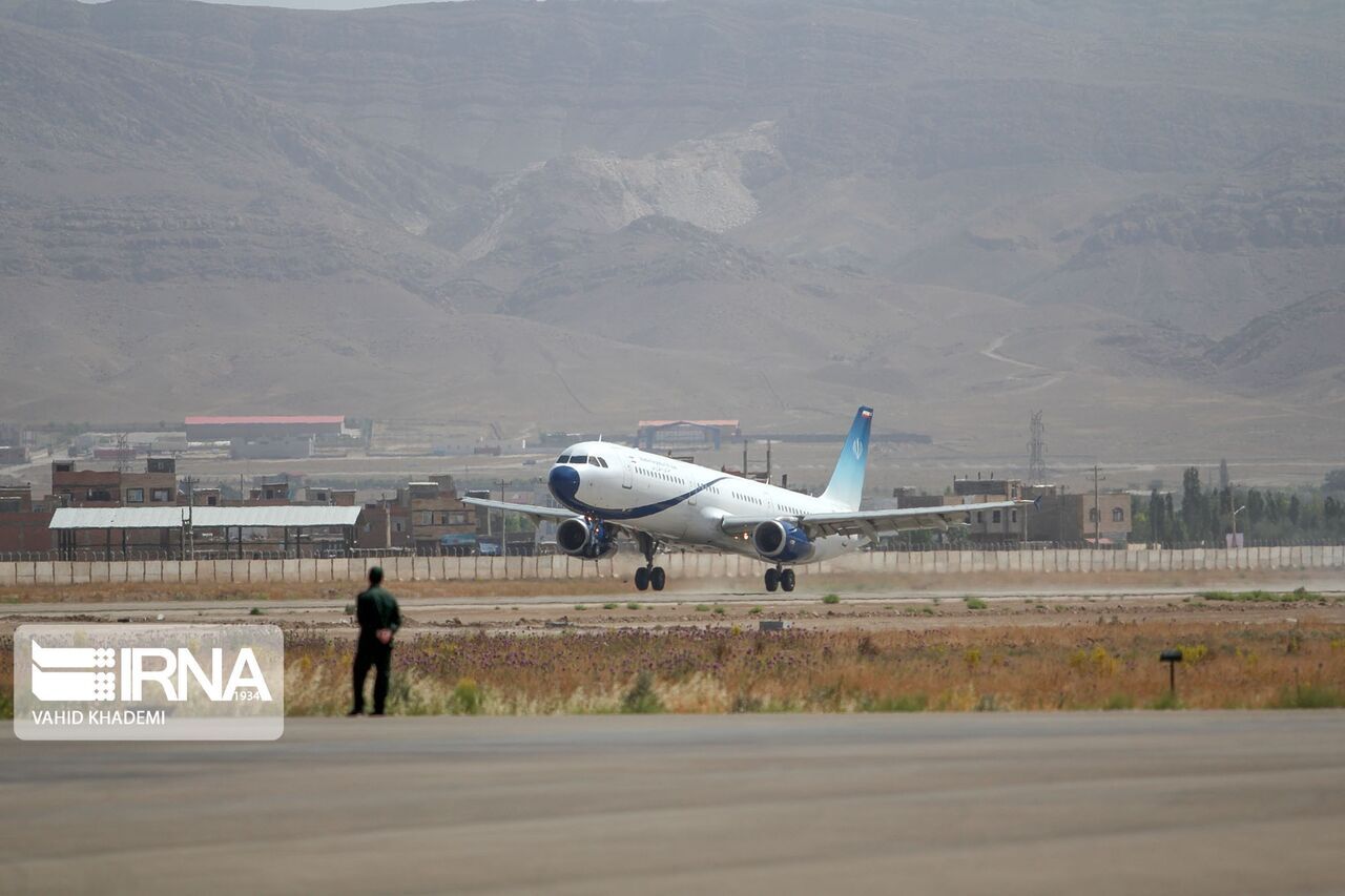۲۰۰ بسته سرمایهگذاری جدید برای فرودگاههای کشور در نظر گرفته شد ۲۰۰ بسته سرمایهگذاری جدید برای فرودگاههای کشور در نظر گرفته شد