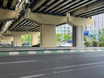 شهرداری تهران: سلامت پایه پل بزرگراه مدرس - بلوار میرداماد قابل مشاهده است