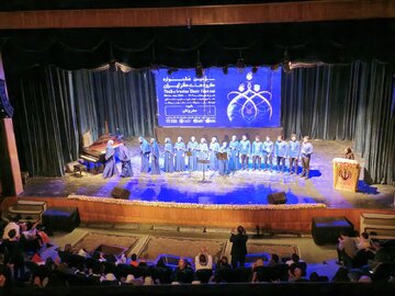 جشنواره‌ گروه‌های کُر ایران تجلی‌گاه موسیقی جدی آوازی