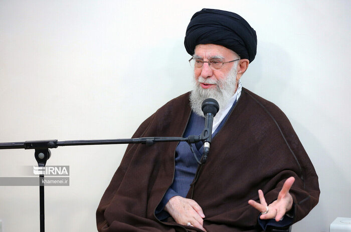 Líder de Irán: El martirio del general Zahedi produjo resultados valiosos