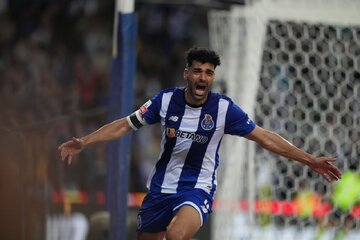 Iran’s Taremi bids farewell to Porto after historic goal
