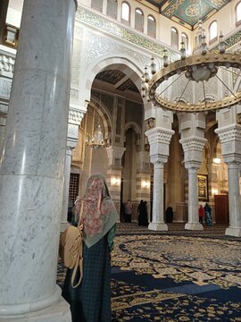 Egypte : le Président Al-Sissi inaugure la mosquée d’Al-Sayéda Zainab après sa rénovation