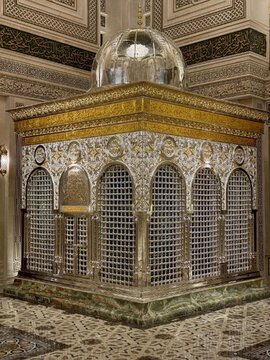 Egypte : le Président Al-Sissi inaugure la mosquée d’Al-Sayéda Zainab après sa rénovation