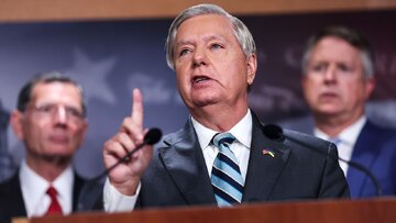 Un sénateur américain donne le droit à Israël d’utiliser la bombe nucléaire à Gaza