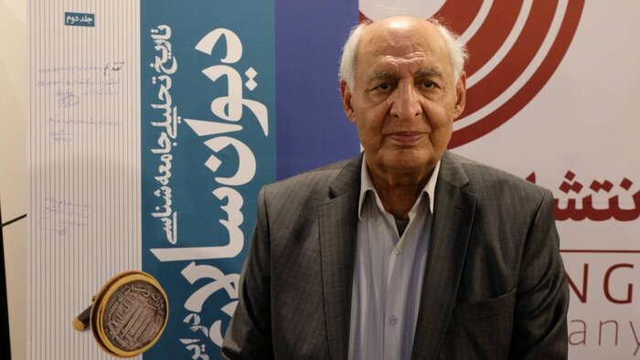نویسنده پیشکسوت: مانند قدیم احساس نیاز برای کسب علم وجود ندارد 2