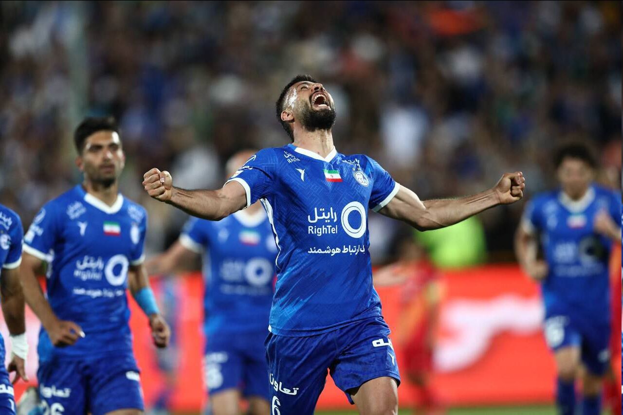 جشن خانگی آبیها؛ استقلال جام را میخواهد