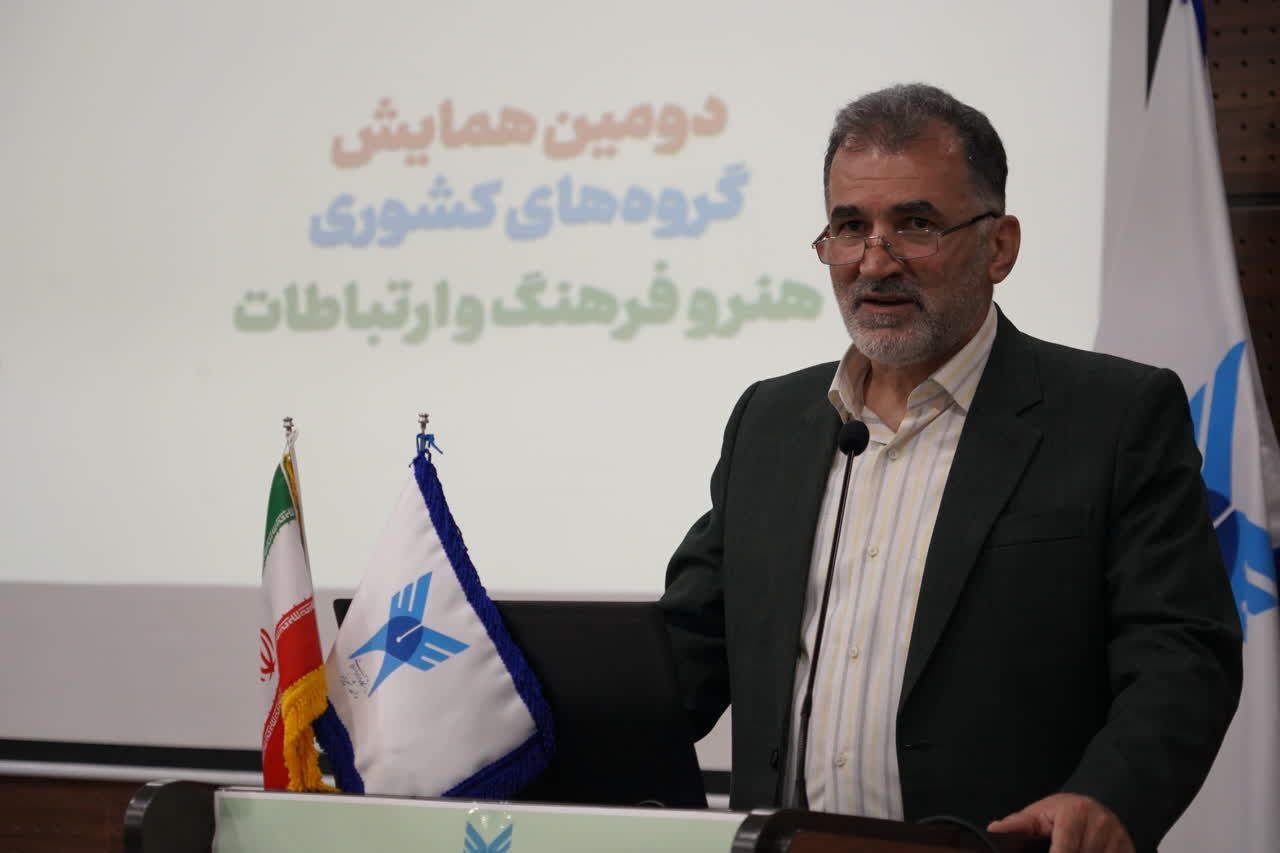 انبوه مسائل مهم حوزه هنر، فرهنگ و ارتباطات کشور را با بحران بیشتری روبرو میکند