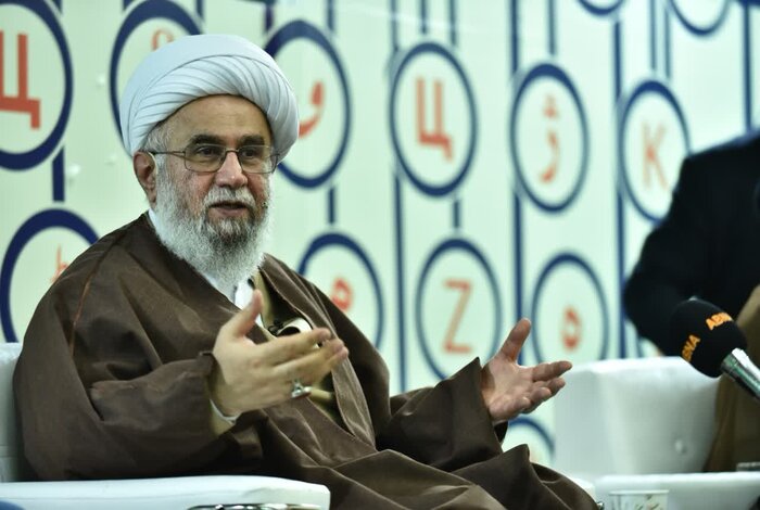 رونمایی 15 کتاب با موضوع اهلبیت به زبانهای اروپایی و آفریقایی در نمایشگاه کتاب 2