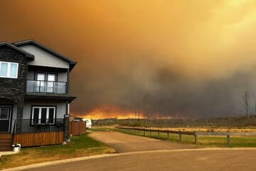 ادامه آتش سوزی‌های جنگلی در کانادا؛ چندین منطقه دیگر نیز تخلیه شد