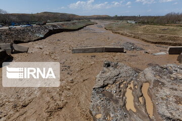 سیلاب راه ارتباطی ۹ روستای شهرستان مانه خراسان‌شمالی را مسدود کرد