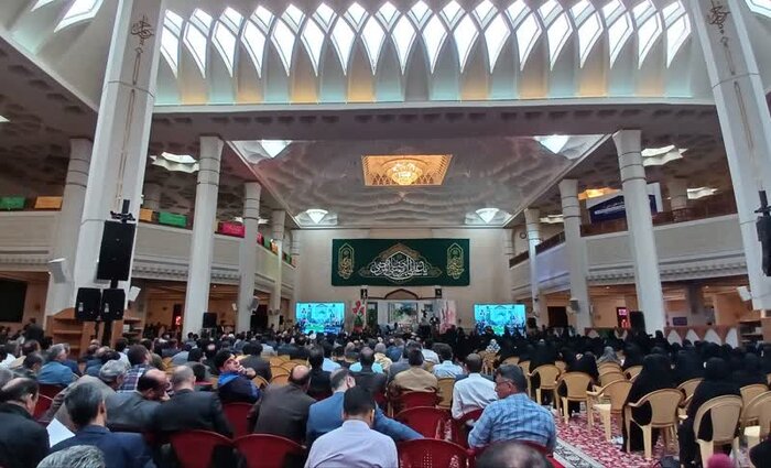 امام جمعه شیراز: مهمترین وظیفه ما اجرایی کردن سند تحول آموزش و پرورش است