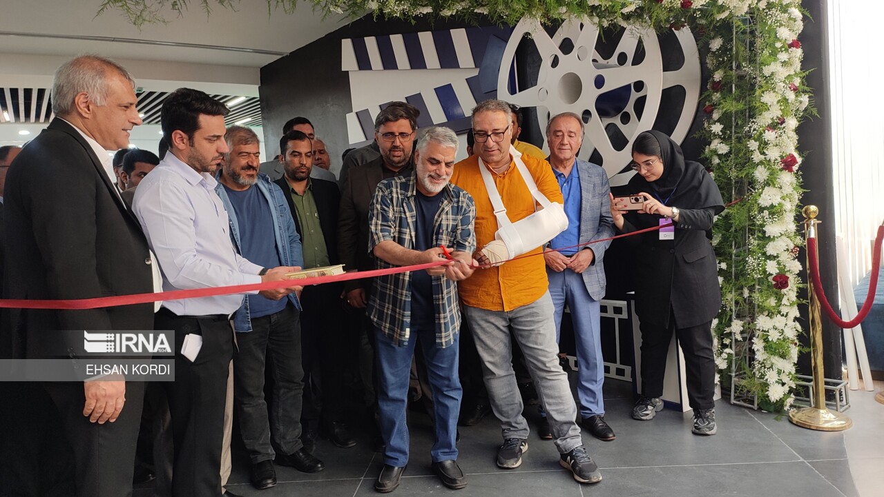 پردیس سینمایی مهر مادر دزفول بهره برداری شد پردیس سینمایی مهر مادر دزفول بهره برداری شد
