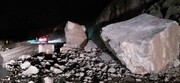 خطر ریزش سنگ و  پرهیز از سفرهای غیرضرور درجاده های کوهستانی البرز