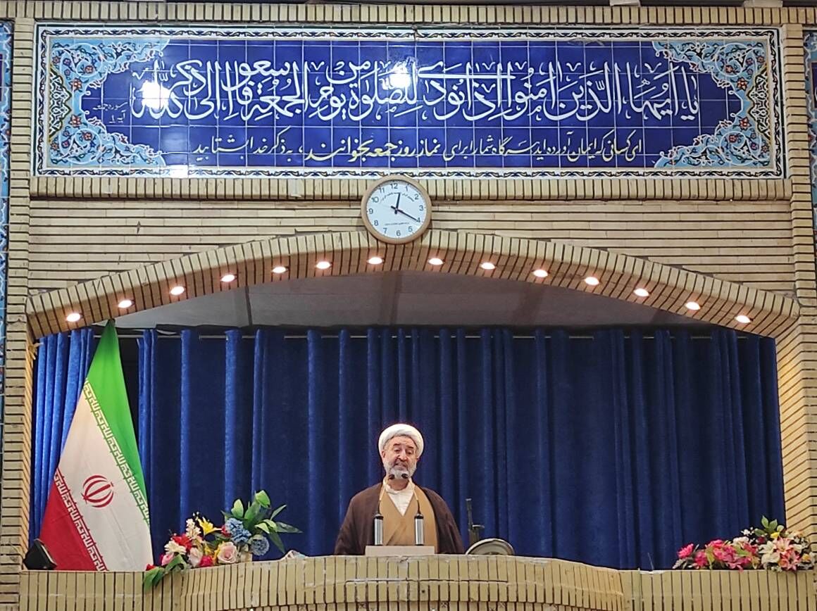 امام جمعه: دزفول به نماد مقاومت در جهان تبدیل شده است امام جمعه: دزفول به نماد مقاومت در جهان تبدیل شده است