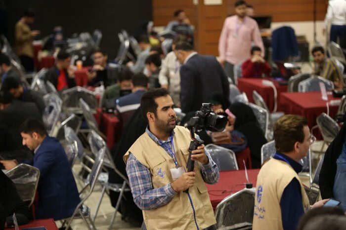 فیلم/ حضور خبرنگاران خوزستان در آئین اختتامیه جام رسانه امید