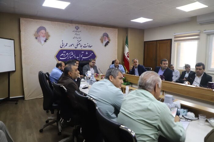 صنایع خوزستان برای عبور از اوج پیک بار مصرف برق همکاری کنند