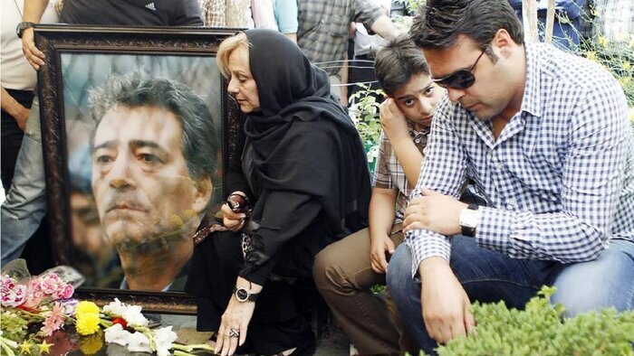 همسر حجازی: با عکس حجازی در جشن قهرمانی استقلال شرکت می کنم