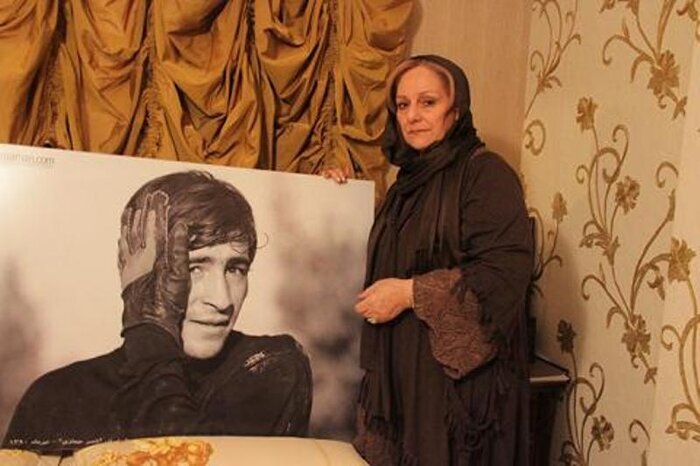 همسر حجازی: با عکس حجازی در جشن قهرمانی استقلال شرکت می کنم