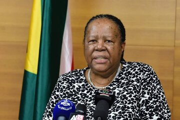 Ministre sud-africaine des affaires étrangères : Nous poursuivrons notre action contre Israël devant la Cour internationale de justice