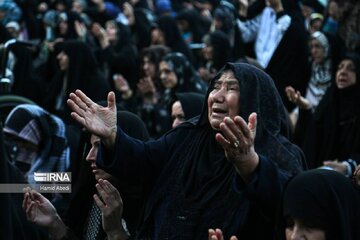 La nation iranienne prier pour la santé du président Raïssi et des autres hauts responsables à bord de l’hélicoptère