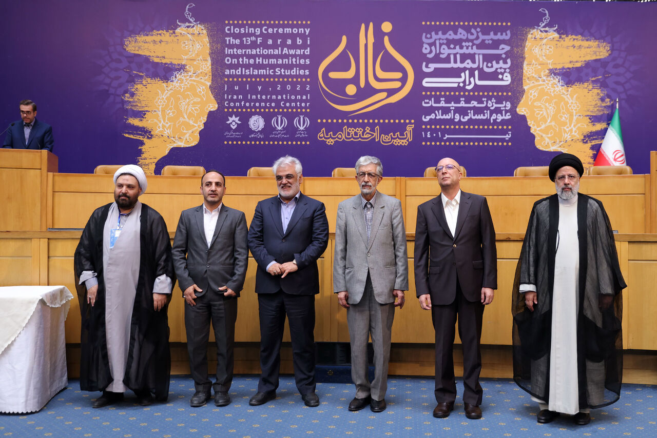 آیتالله رئیسی؛ رییسجمهوری که دانشگاه را اتاق فکر میدانست و دانشجو را گرامی میداشت