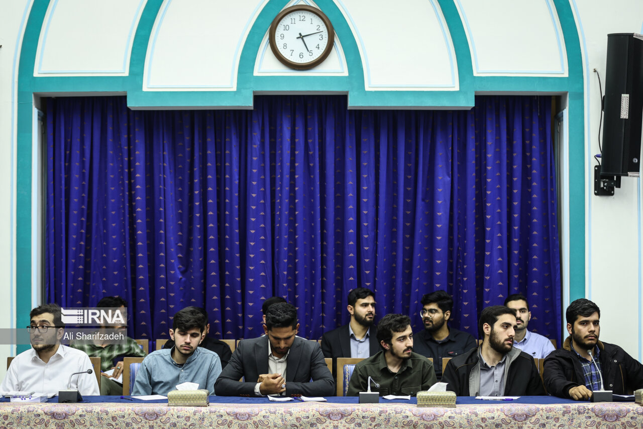 آیتالله رئیسی؛ رییسجمهوری که دانشگاه را اتاق فکر میدانست و دانشجو را گرامی میداشت