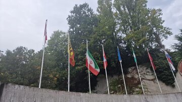 پرچم ایران در مقر اروپایی سازمان ملل نیمه افراشته شد