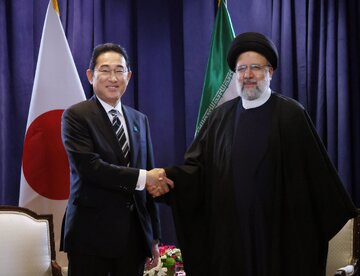 ابراز هم‌دردی نخست‌وزیر ژاپن برای شهادت رئیس جمهوری ایران