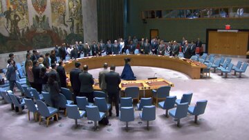 یک دقیقه سکوت شورای امنیت سازمان ملل به احترام شهدای ایران + فیلم