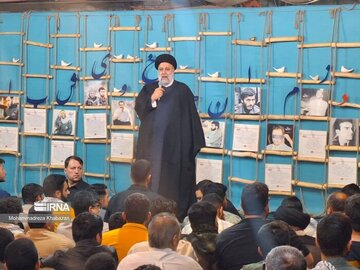 صحنه هایی از حضور شهید جمهور در آخرین سفر به خوزستان/ فیلم