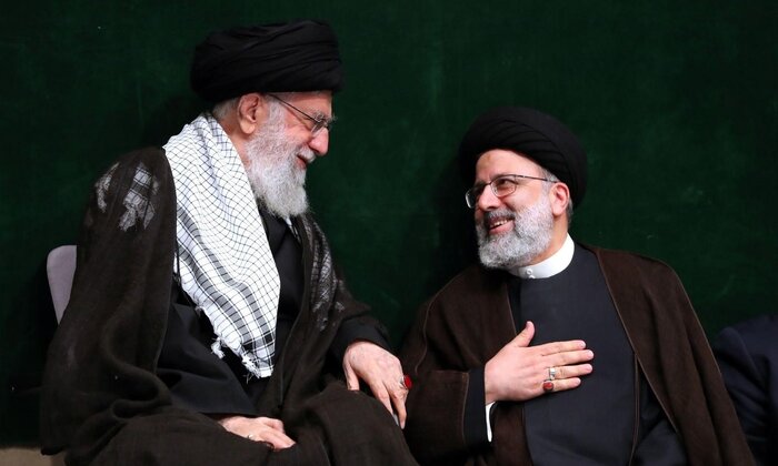 Соболезнования Верховного Лидера Ирана и объявление общенационального траура в связи с гибелью Президента и его сопровождающих