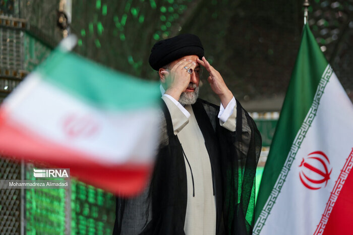 ایران سوگوار شهیدجمهور؛ رئیس جمهور محترم و مغتنم مجاور امام رئوف شد