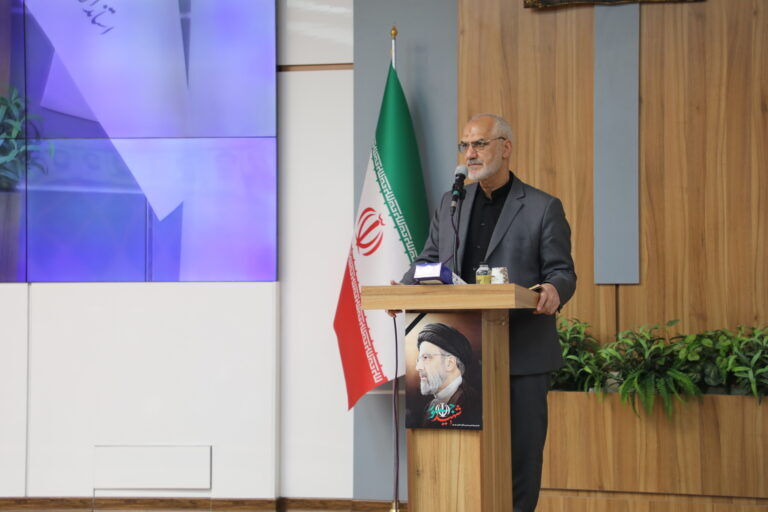 استاندار خوزستان: همه وجود رییس جمهور شهید برای مردم بود استاندار خوزستان: همه وجود رییس جمهور شهید برای مردم بود