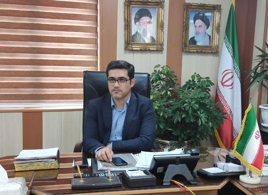 مردم ورامین آماده حرکت برای شرکت در مراسم تشییع پیکر آیت الله رئیسی می باشند