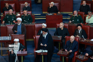 Iran : la cérémonie d'ouverture de la 6e Assemblée des Experts