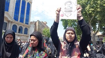 فیلم| اشک بانوان ترکمن گلستان در عزای شهیدِ جمهور