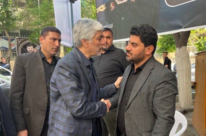 حضور وزیر ورزش در منزل شهید سیدمهدی موسوی