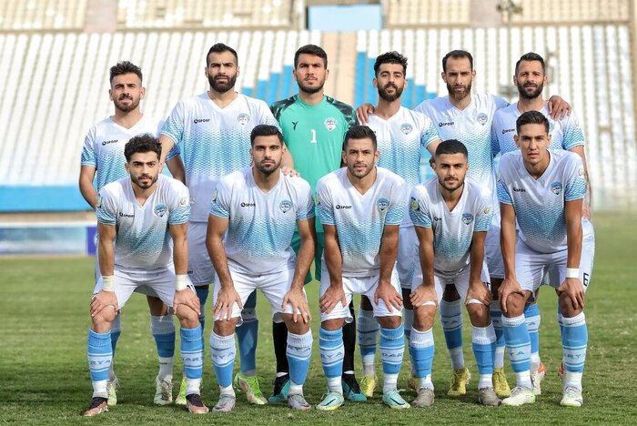 مسابقه فوتبال دریای بابل و شهر راز شیراز لغو شد