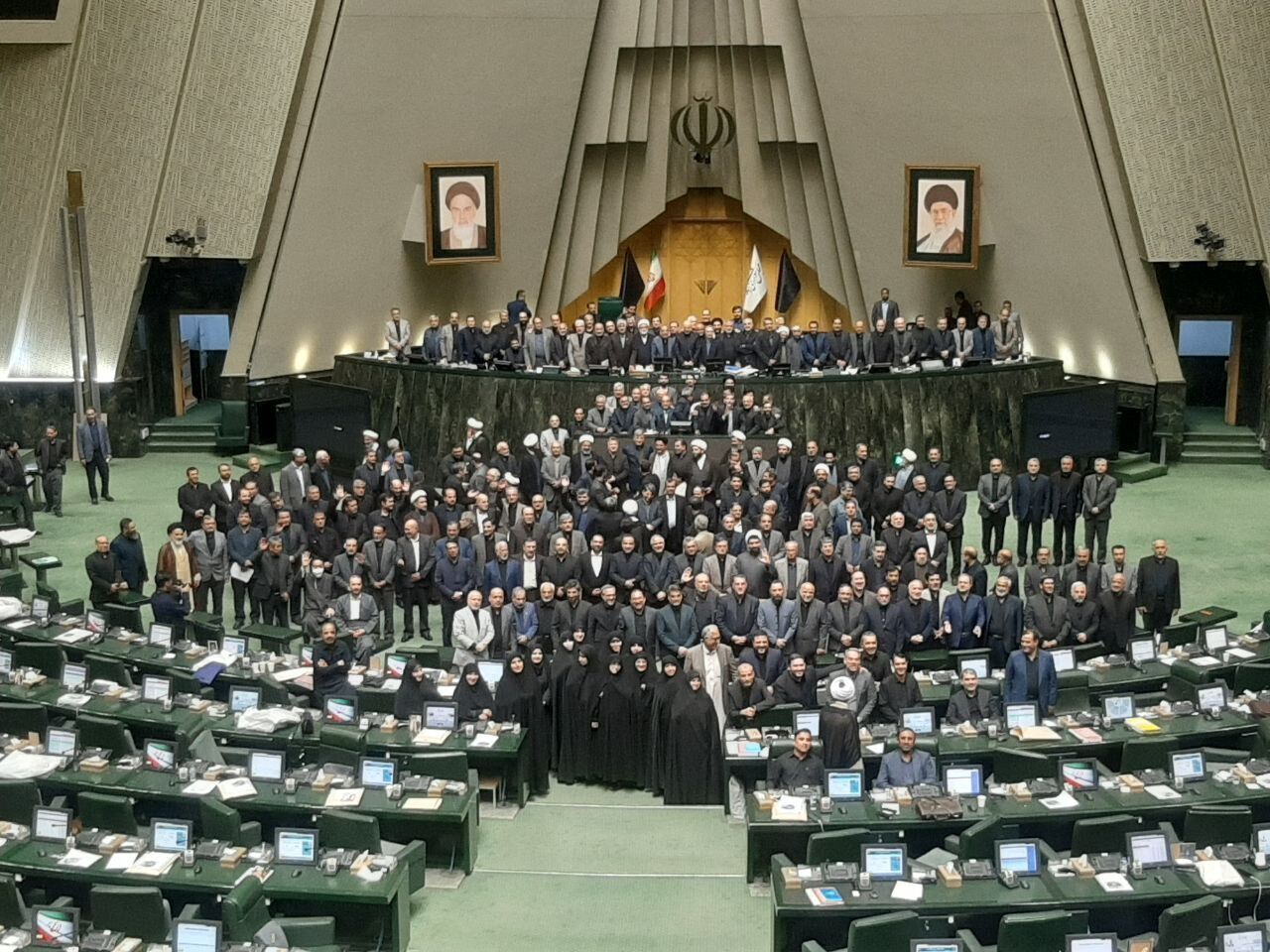 Iran’s 11th parliament holds closing ceremony