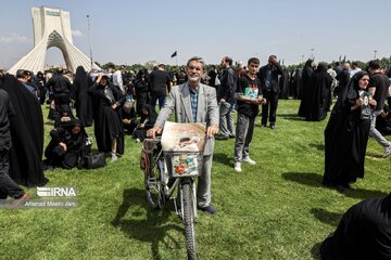 Les images des funérailles historiques du président Raïssi et de ses compagnons à Téhéran